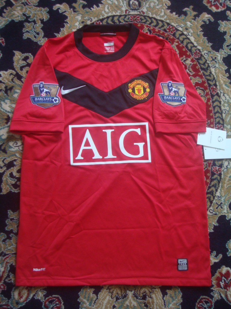 Football Kits/Jerseys up for sale BNWT Manchester United 09/10